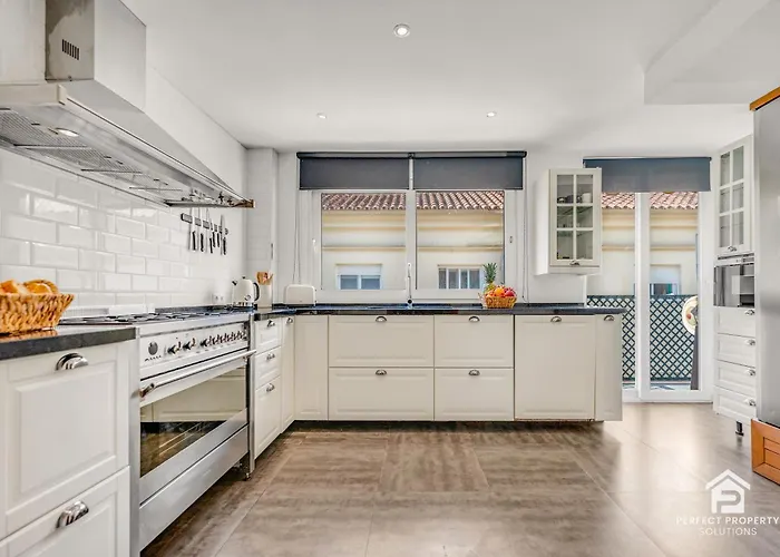 Concordia 4br Close To & Garage *