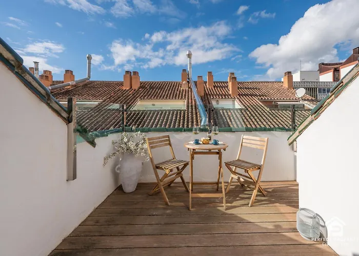 Апартаменти Concordia 4br Close To & Garage