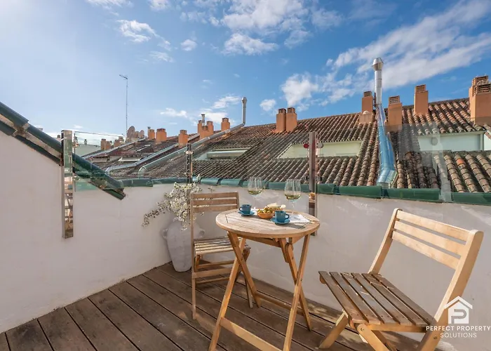 Concordia 4br Close To & Garage Apartman *