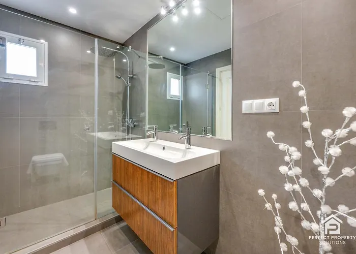 Concordia 4br Close To & Garage Marbella